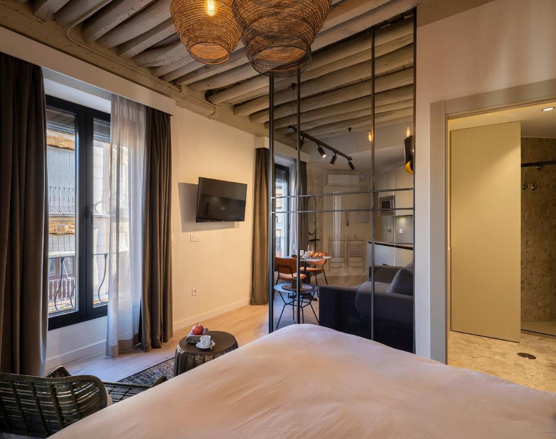 גרנדה Home4U, Plaza Nueva 3 מראה חיצוני תמונה