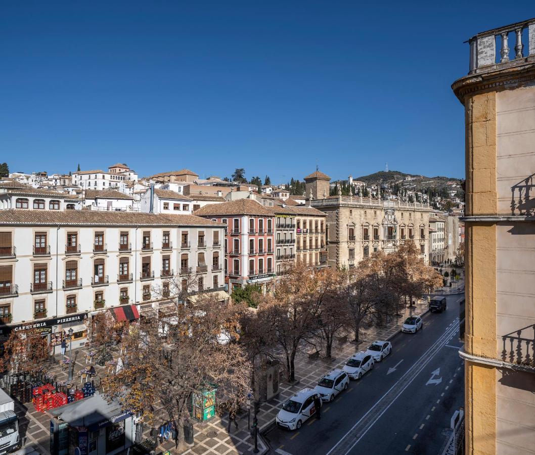גרנדה Home4U, Plaza Nueva 3 מראה חיצוני תמונה